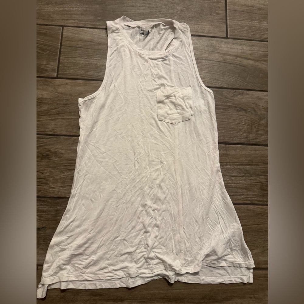 Gymshark White Sleeveless Women's Top small very soft